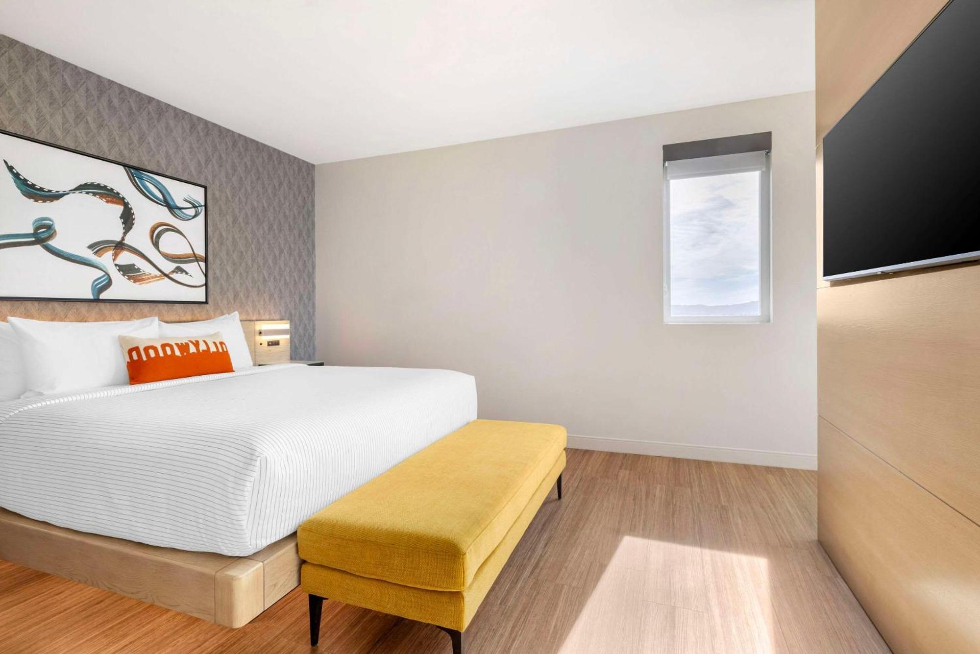 Cambria Hotel Burbank Airport Kültér fotó
