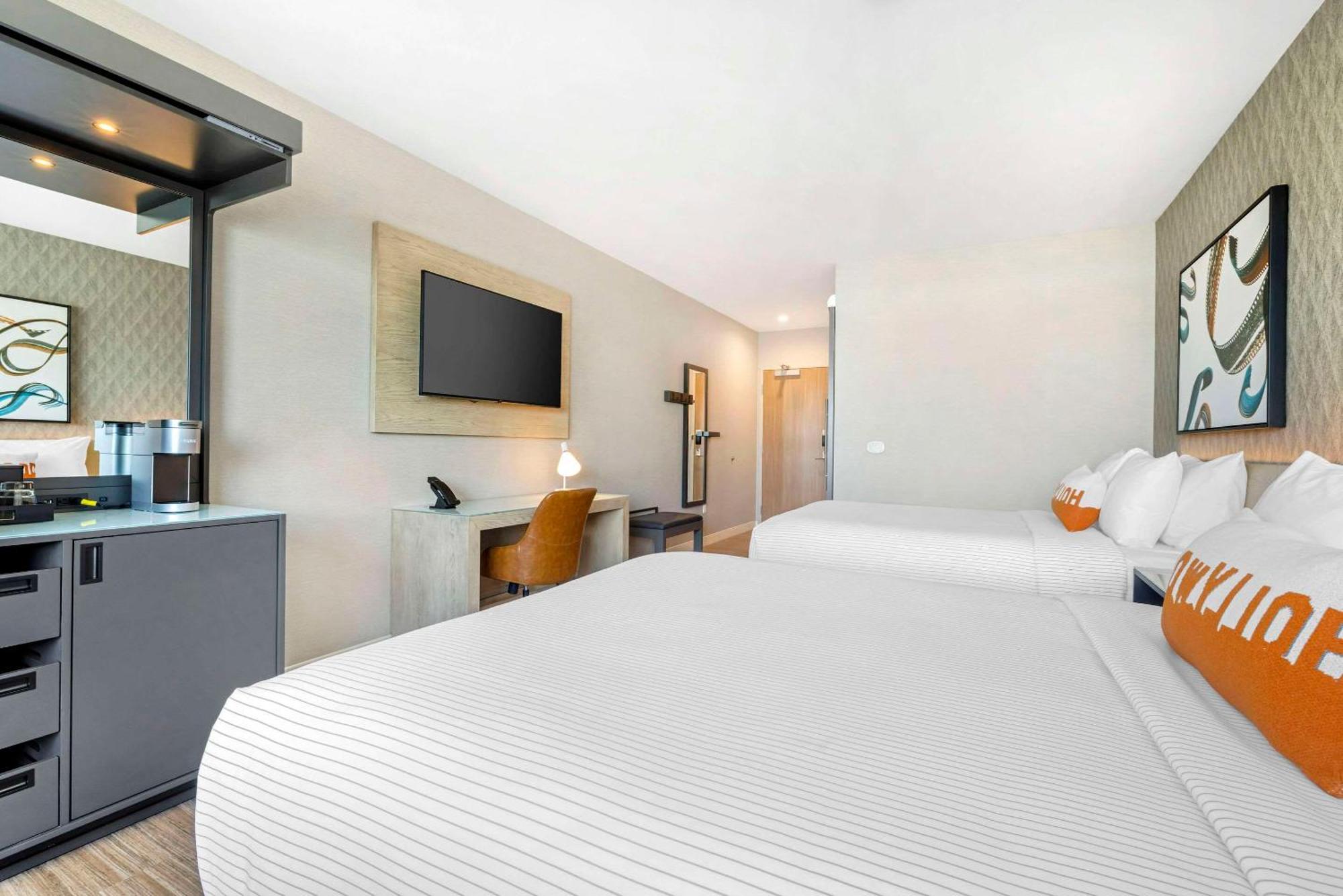 Cambria Hotel Burbank Airport Kültér fotó